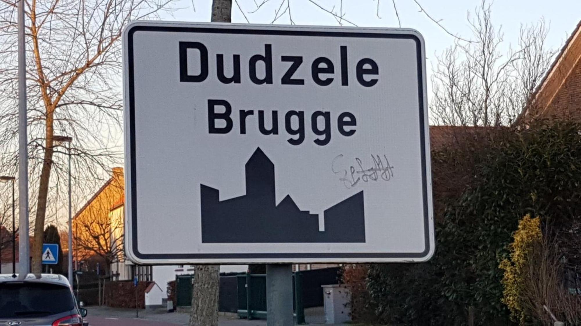 Logies De Meerkoet Brygge Exteriör bild